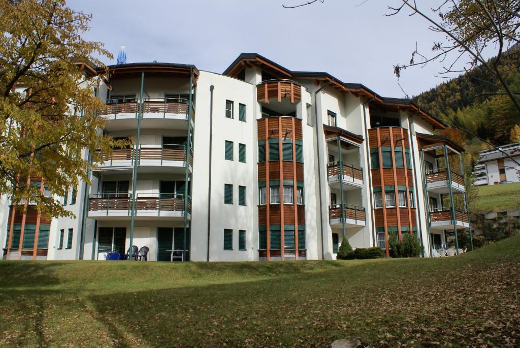 Appartementhaus La Promenade Leukerbad Oda fotoğraf
